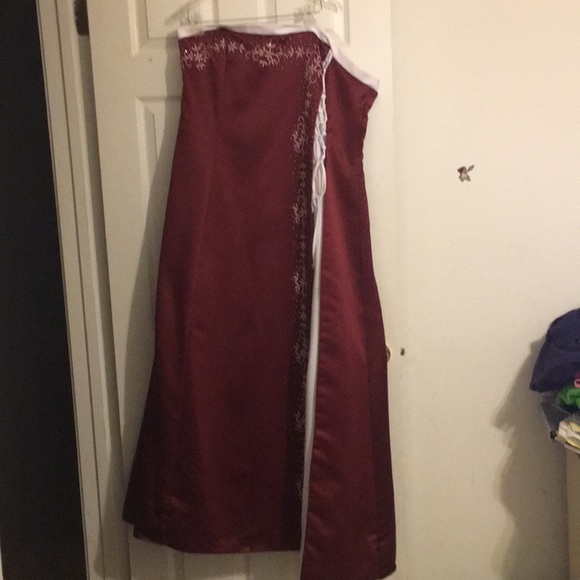 Dress - Picture 1 of 6